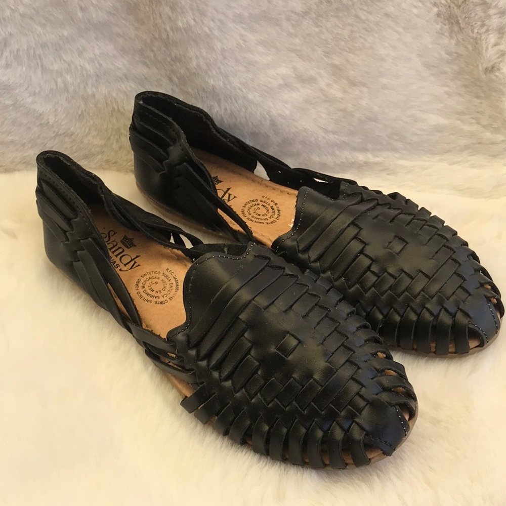Sandy Exclusive Black Leather Womenś Flats Size 7.5